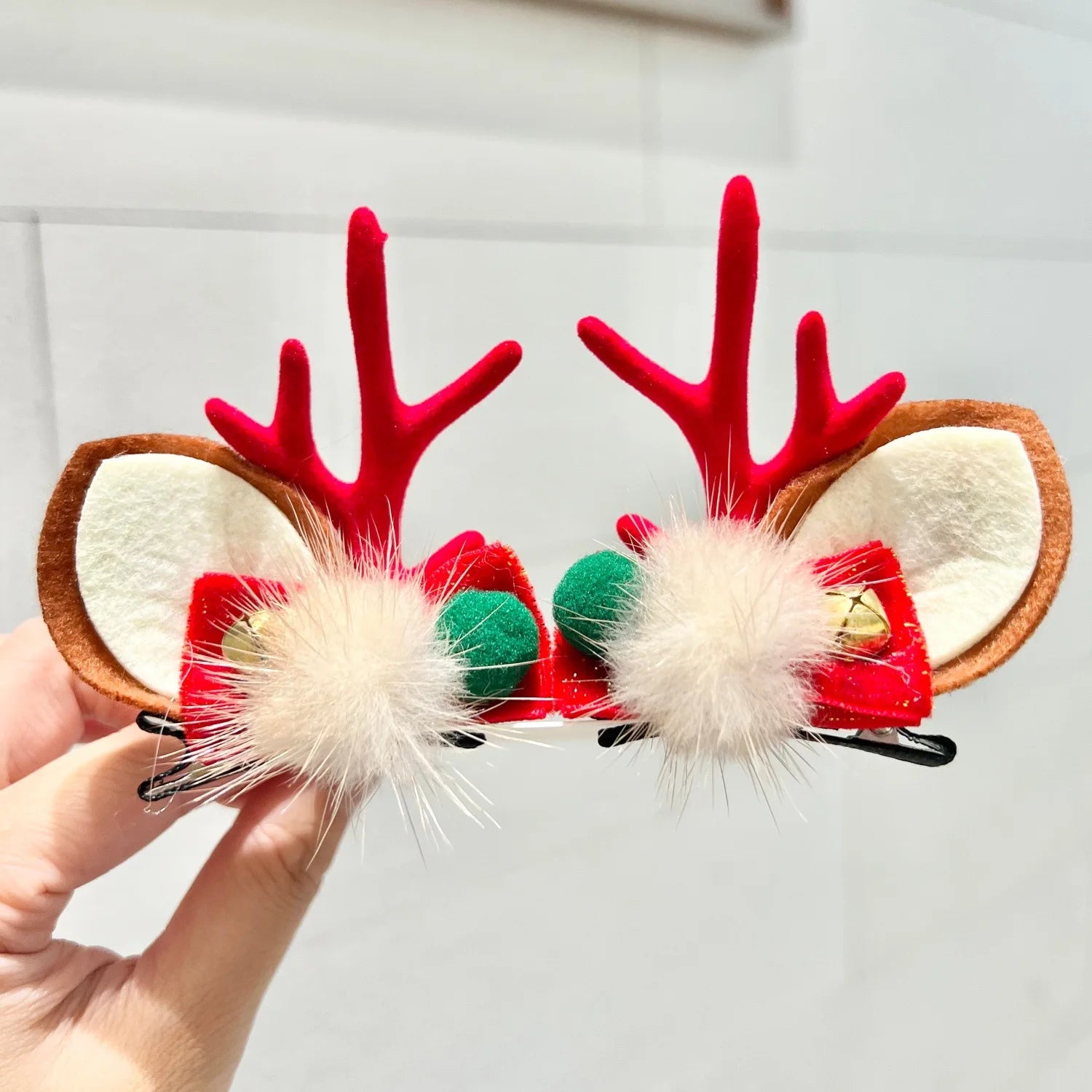 2pcs Kawaii Christmas Hair Clips – Elk, Santa & Snowman Hairpins for Kids & Women 🎁