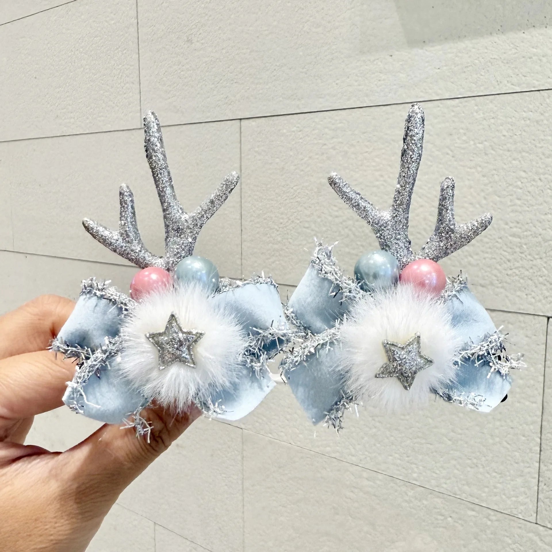2pcs Kawaii Christmas Hair Clips – Elk, Santa & Snowman Hairpins for Kids & Women 🎁