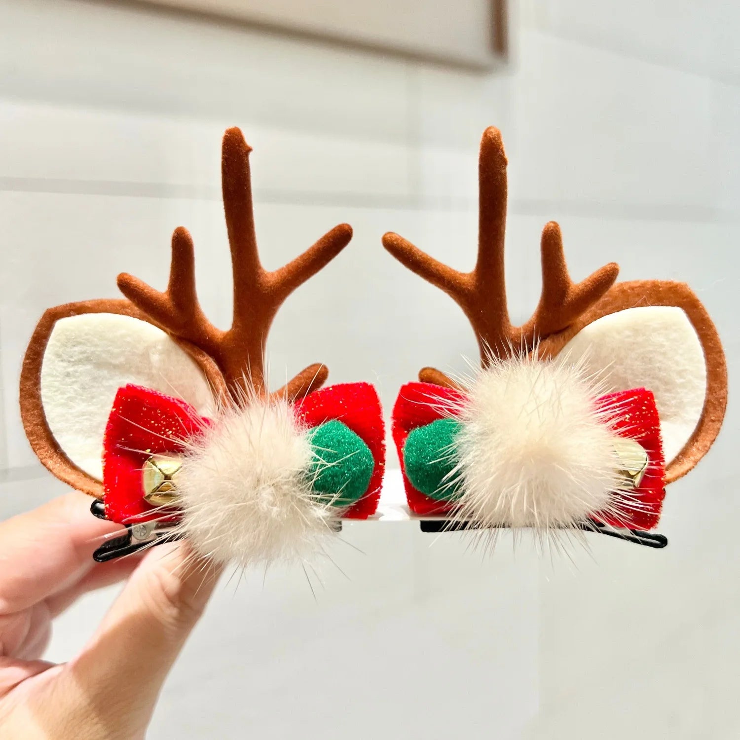 2pcs Kawaii Christmas Hair Clips – Elk, Santa & Snowman Hairpins for Kids & Women 🎁