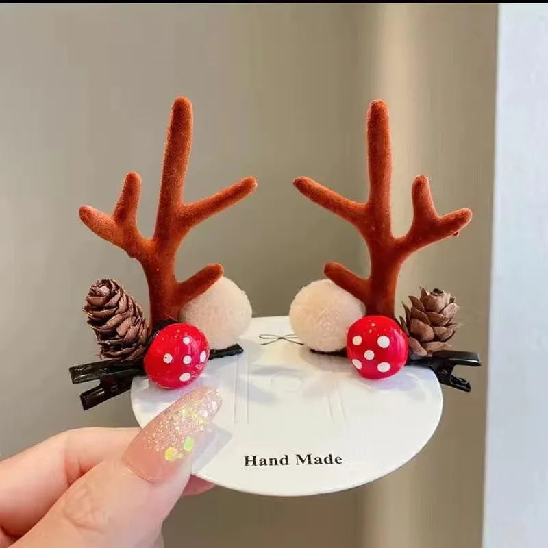2pcs Kawaii Christmas Hair Clips – Elk, Santa & Snowman Hairpins for Kids & Women 🎁