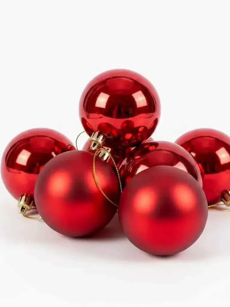 6/7FT Realistic Artificial Christmas Tree – Pinecones & Holly Berries, Unlit, Quick Setup