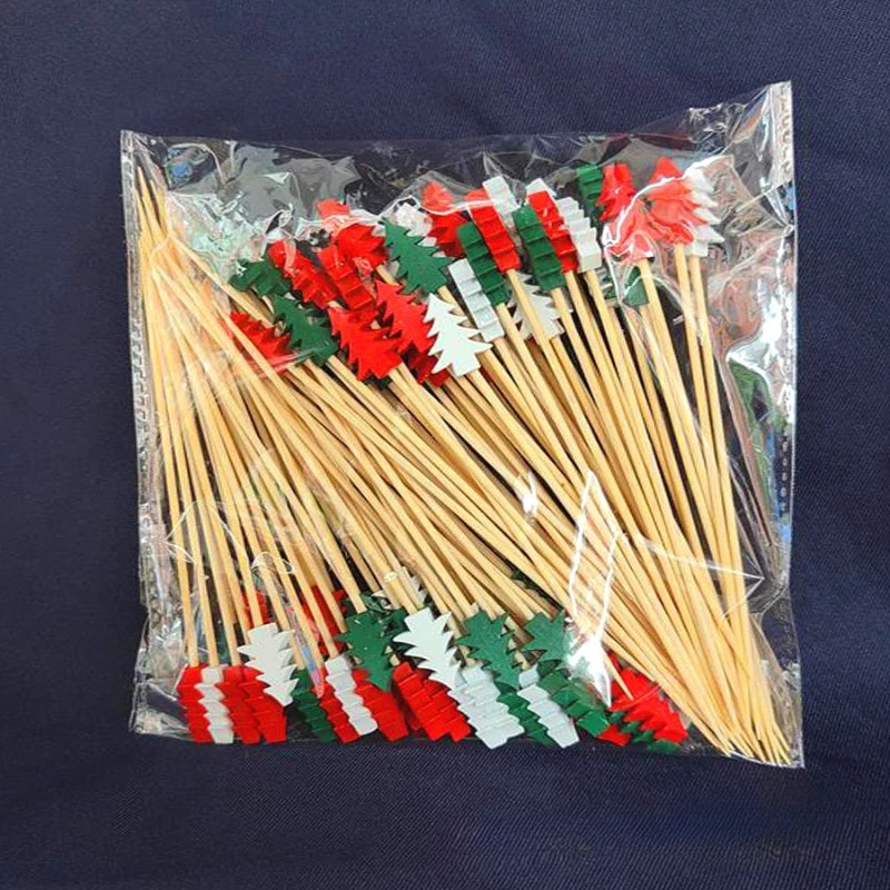 🎄 50Pcs Christmas Bamboo Fruit Sticks – Snowflake, Tree & Santa Party Picks