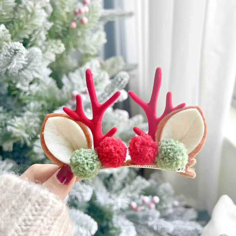 2pcs Kawaii Christmas Hair Clips – Elk, Santa & Snowman Hairpins for Kids & Women 🎁