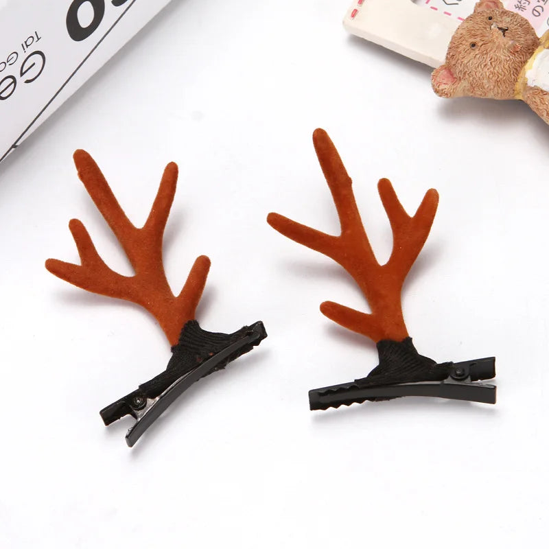 2pcs Kawaii Christmas Hair Clips – Elk, Santa & Snowman Hairpins for Kids & Women 🎁