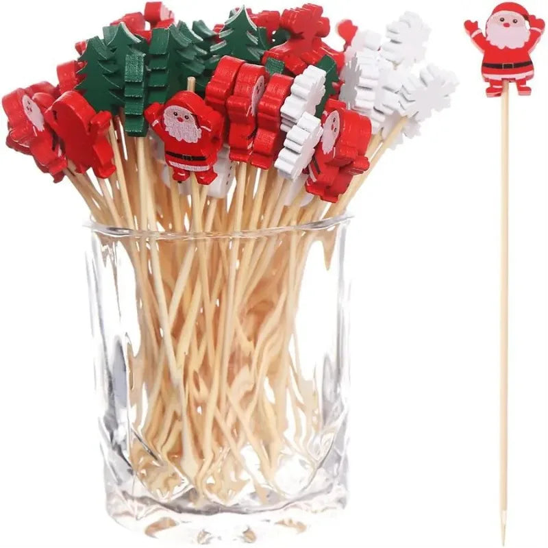 🎄 50Pcs Christmas Bamboo Fruit Sticks – Snowflake, Tree & Santa Party Picks